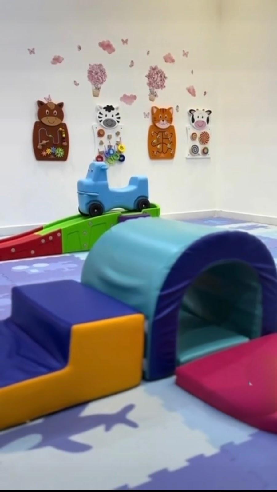 حضانة استضافة اطفال