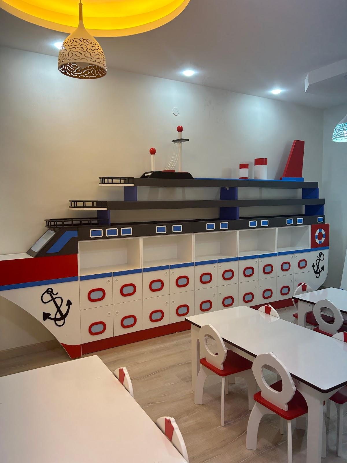 روضة قصر الأطفال الأذكياء