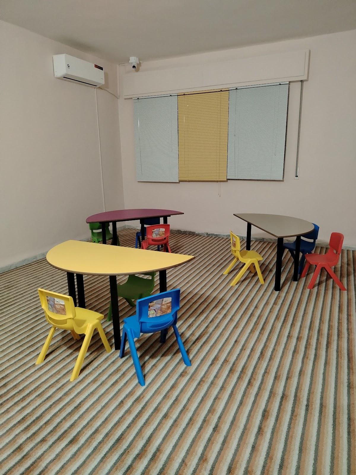 حضانة و روضة صندوق المرح Funbox nursery and kindergarten