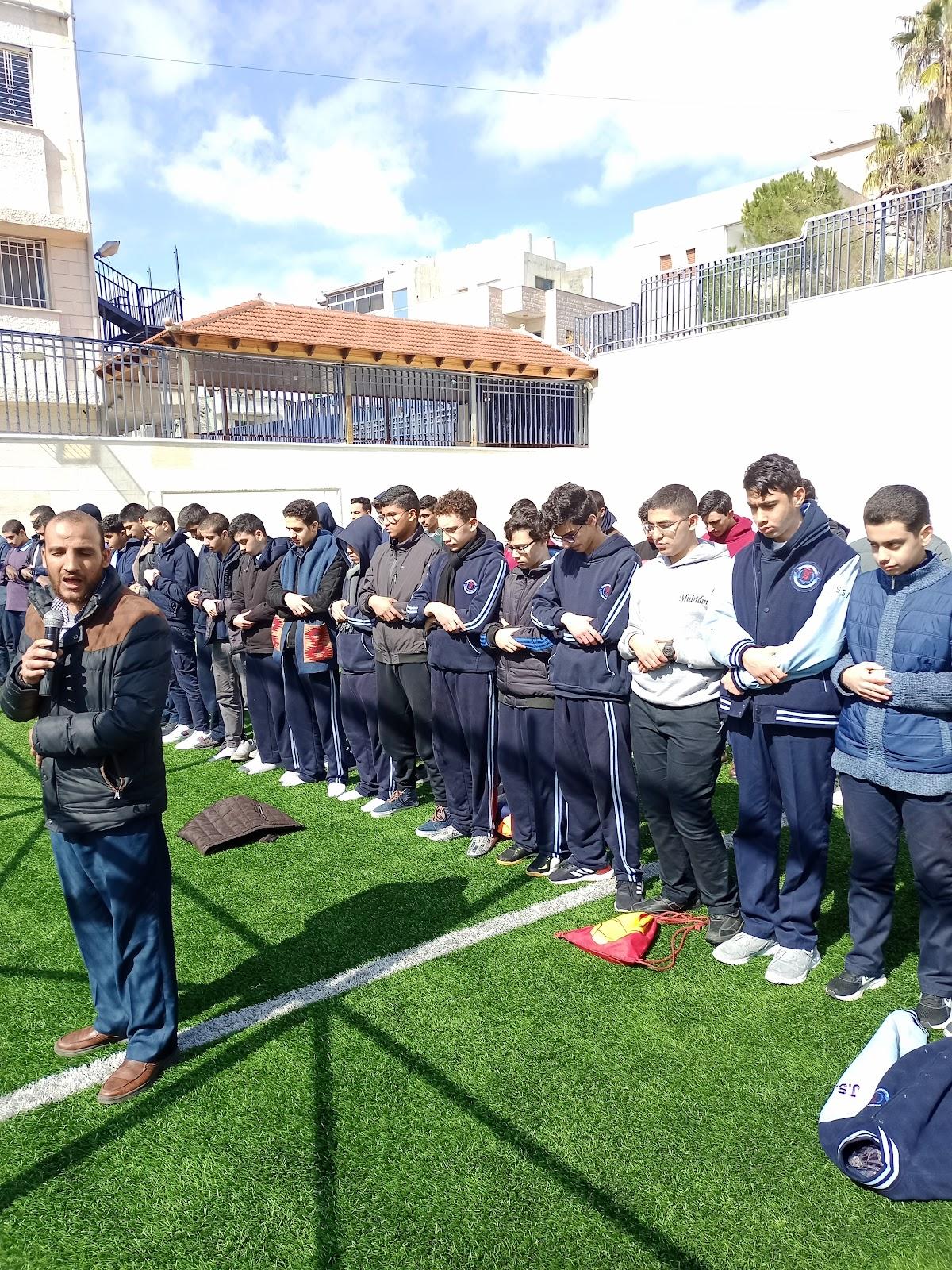 مدارس الجامعة الثانوية للبنين