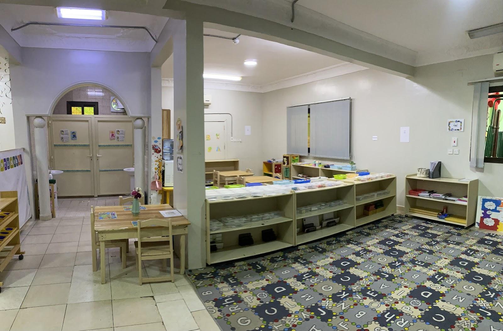 Montessori World عالم منتسوري