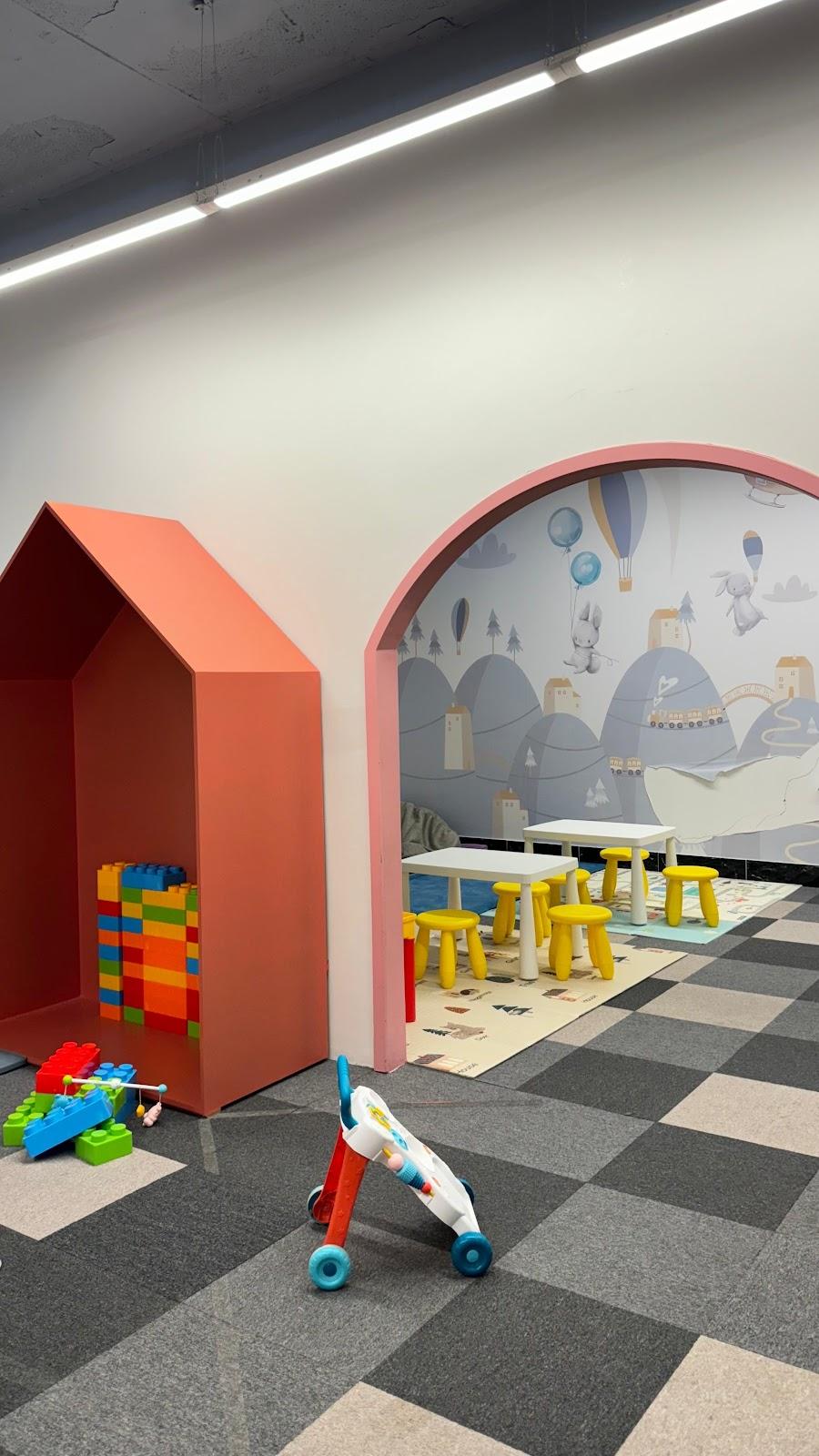 كراس - مركز الأطفال في الرياض